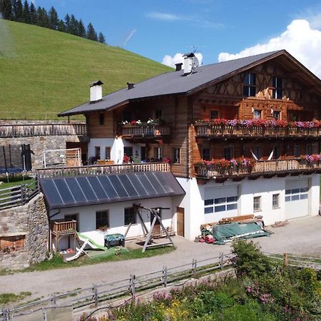 Ortlerhof Im Ultental - Urlaub Auf Dem Bauernhof 외부 사진
